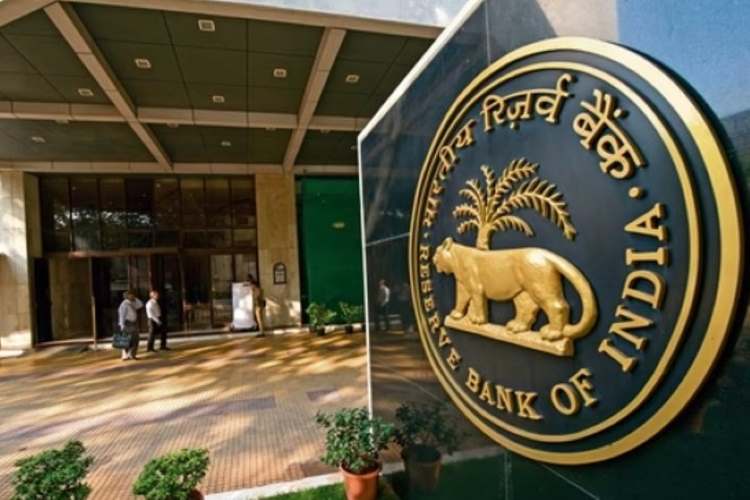 RBI’s Policy Dilemma Amid Inflation and Slow Growth